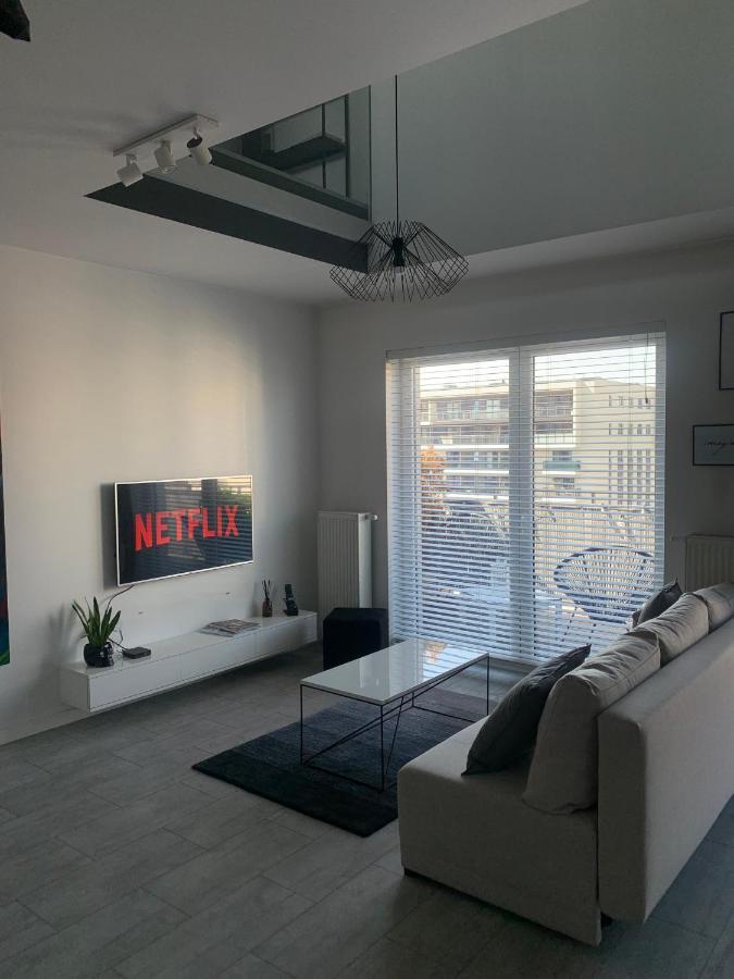 Апартаменты Two-Levels Penthouse With A Garden In The City Center Лодзь Экстерьер фото