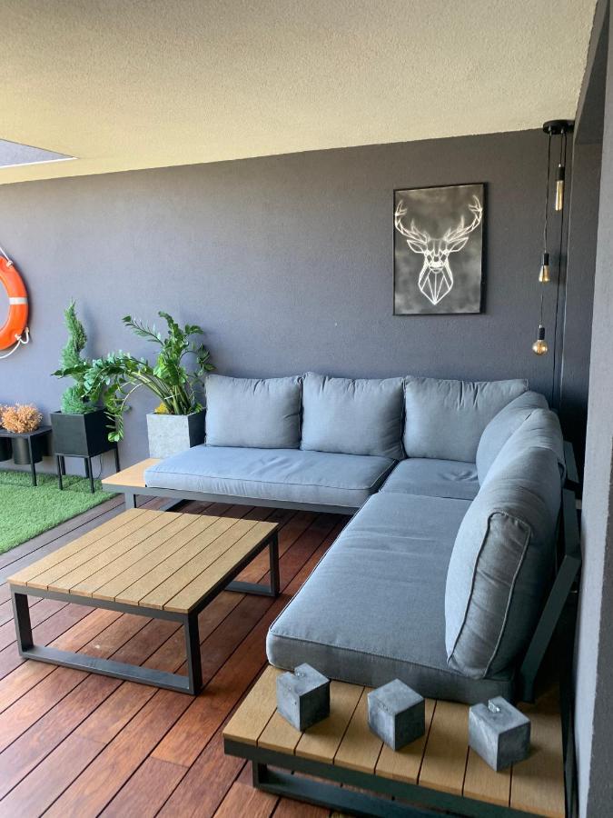 Апартаменты Two-Levels Penthouse With A Garden In The City Center Лодзь Экстерьер фото